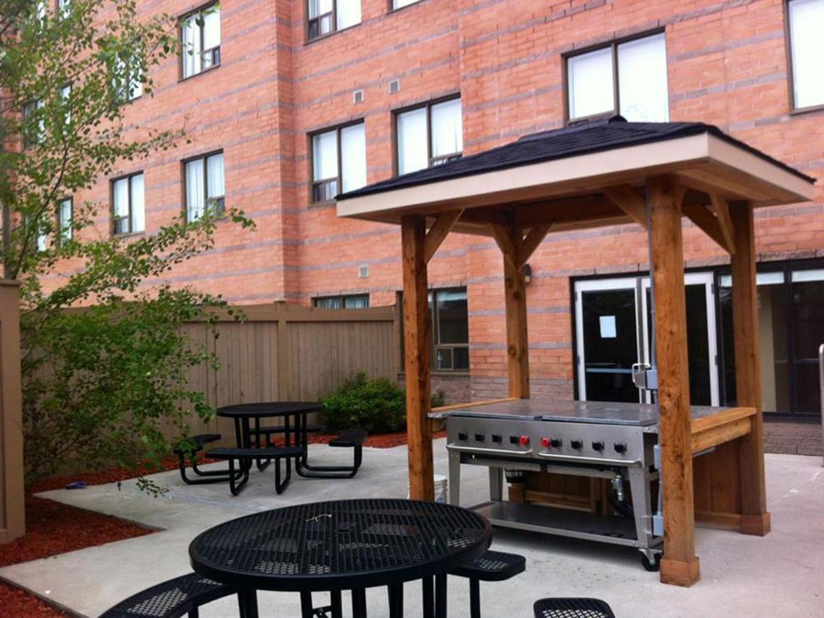 Residence & Conference Centre - Kitchener-Waterloo Luaran gambar